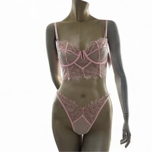 Oh La La Cheri  2pc Lace Bustier Bra & Panty Set- NWT-L